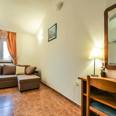 Bonex-9 By Interhome Apartment Privlaka (Zadar)