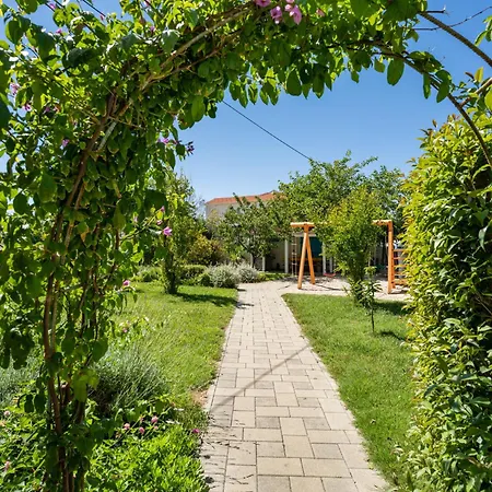 Appartement Bonex-9 By Interhome