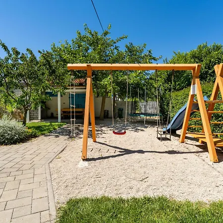 Bonex-9 By Interhome * Privlaka (Zadar)