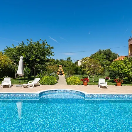 Bonex-9 By Interhome Apartamento *