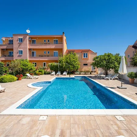 Bonex-9 By Interhome Privlaka (Zadar)