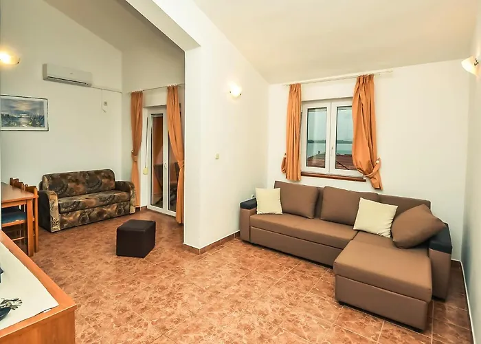 Bonex-9 By Interhome