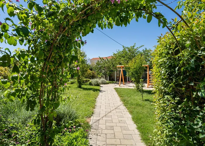 Appartement Bonex-9 By Interhome